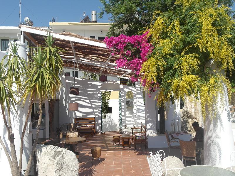 Gorgona Studios Faliraki Exterior foto